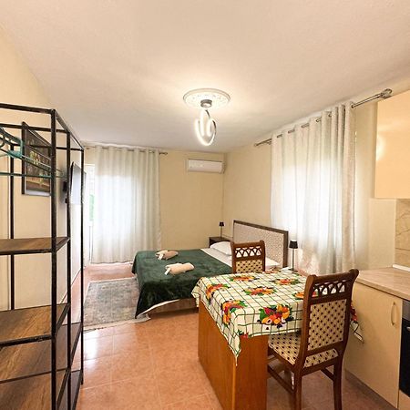 Shkodra Guest House & Trips 외부 사진