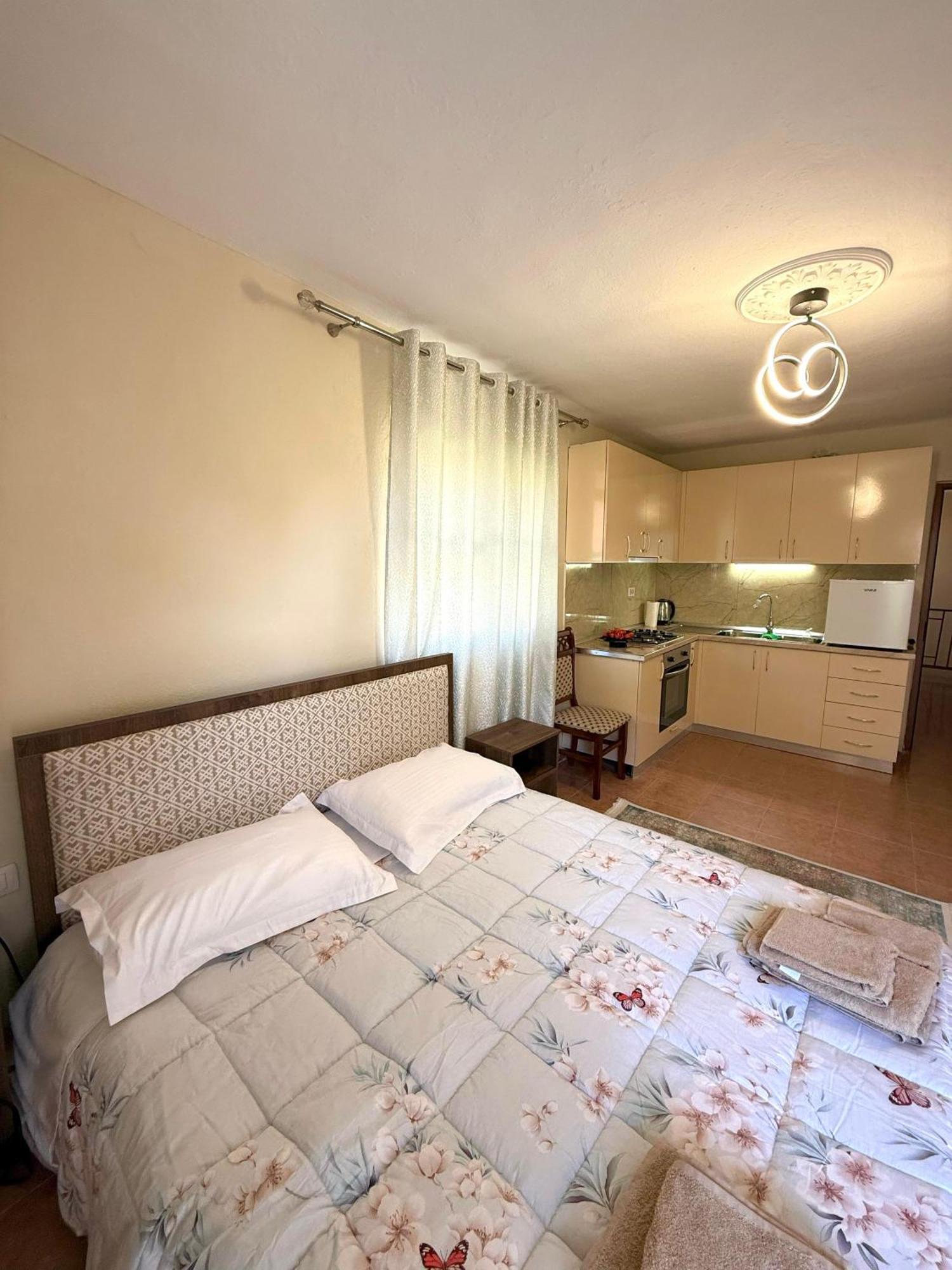Shkodra Guest House & Trips 외부 사진