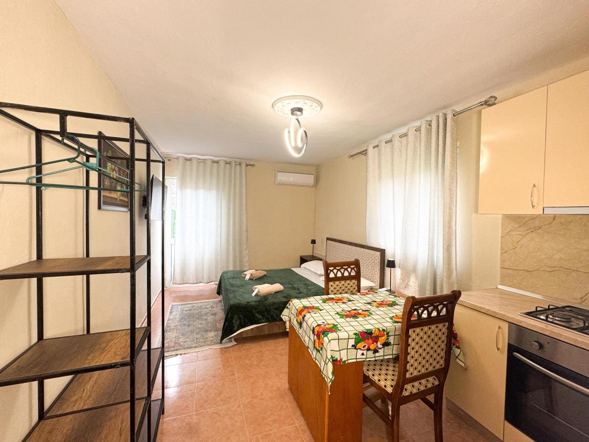 Shkodra Guest House & Trips 외부 사진