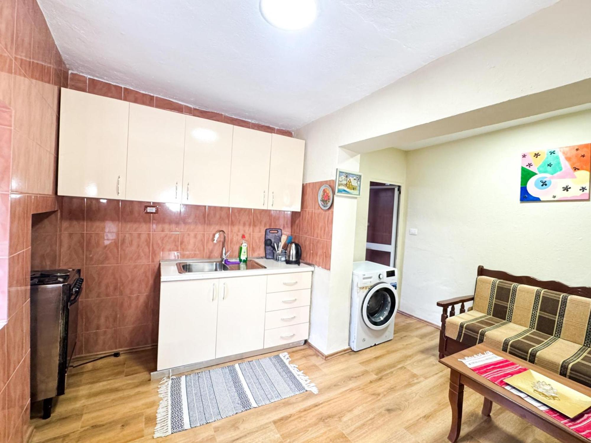 Shkodra Guest House & Trips 외부 사진