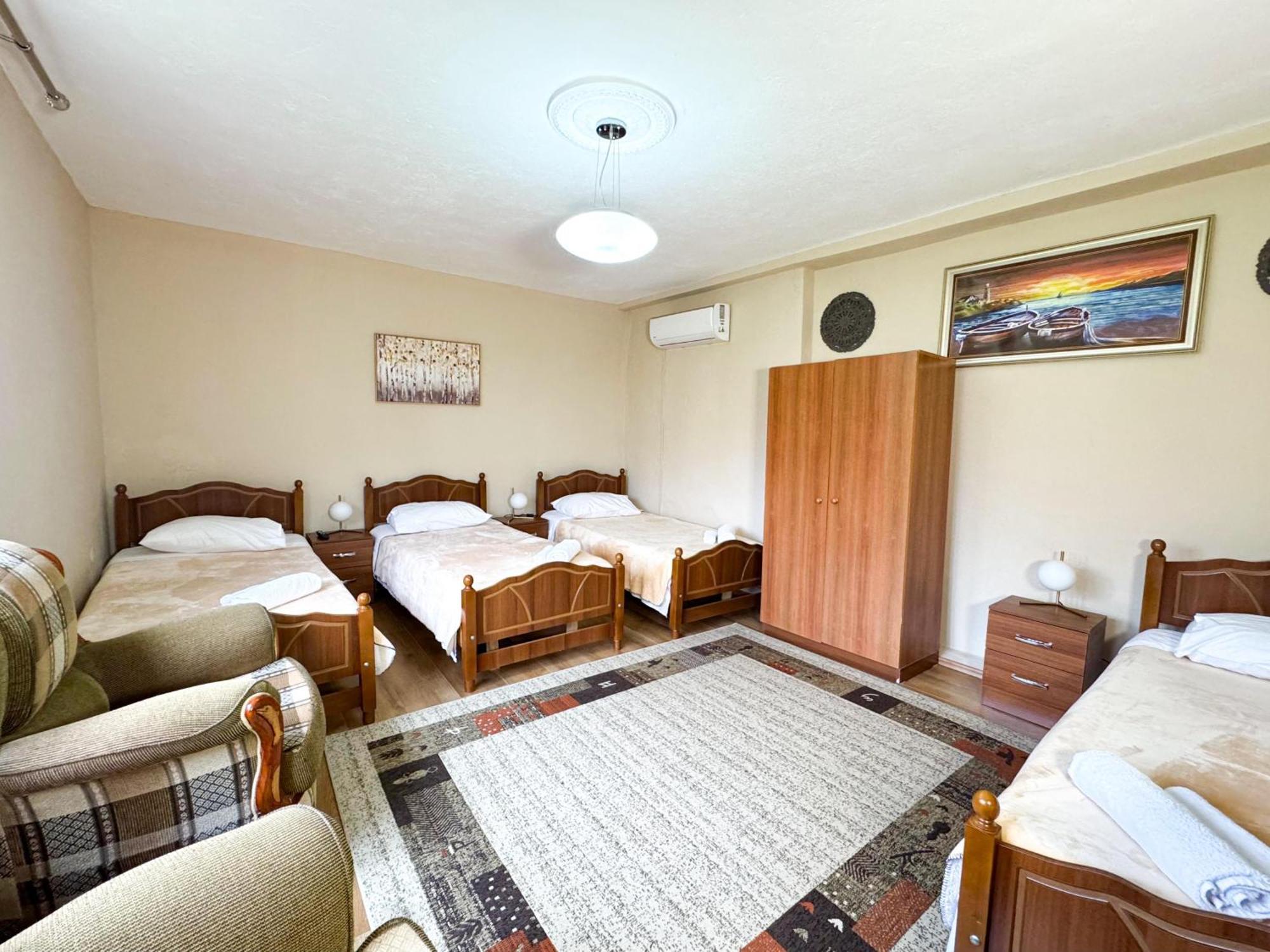 Shkodra Guest House & Trips 외부 사진